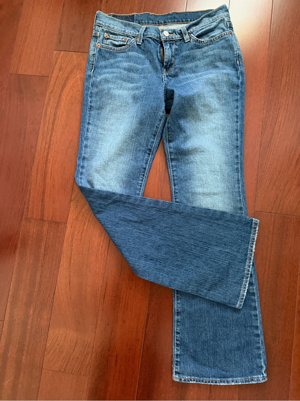 Classic Lucky Brand  Wash Flarec Leg Jea
